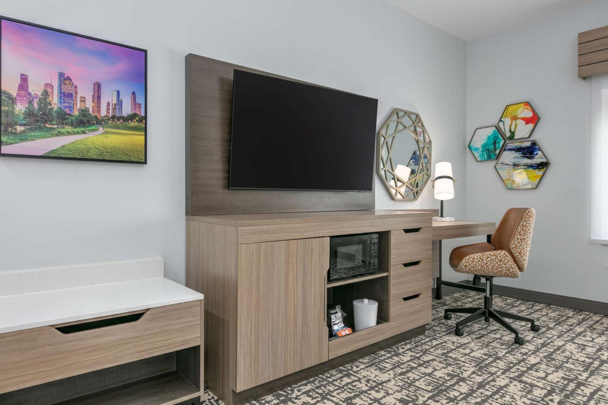 Hotel Hampton & By Hilton Shenandoah