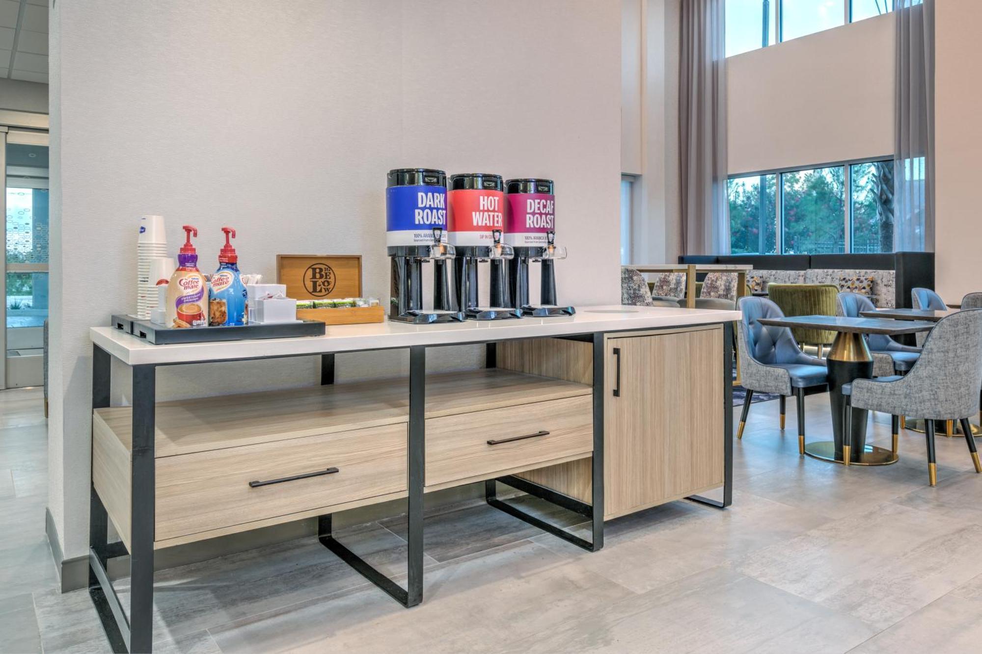 Hotel Hampton & By Hilton Shenandoah The Woodlands