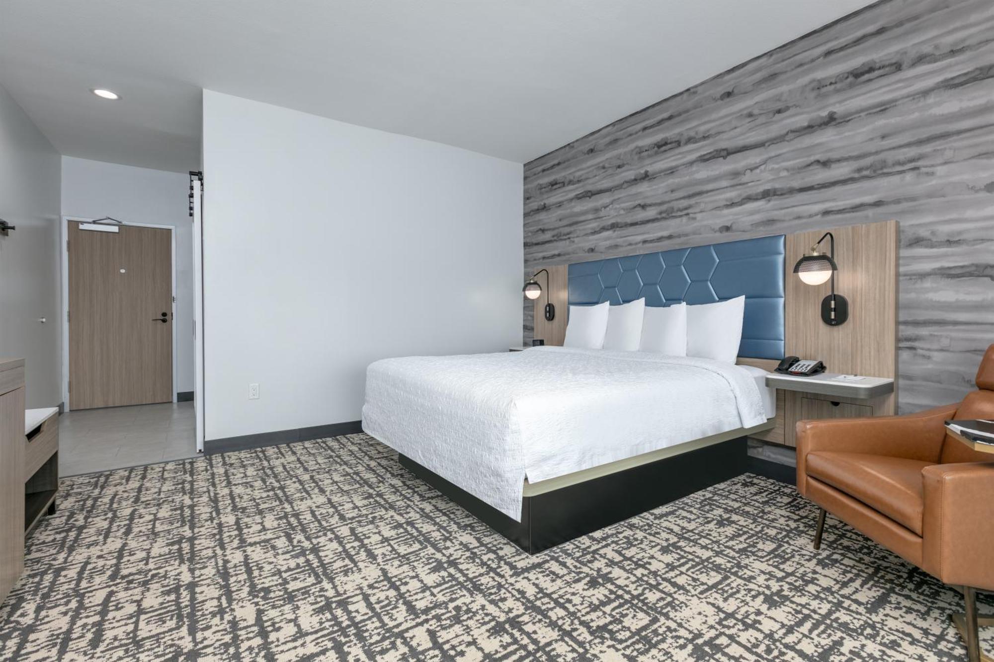 Hotel Hampton & By Hilton Shenandoah The Woodlands