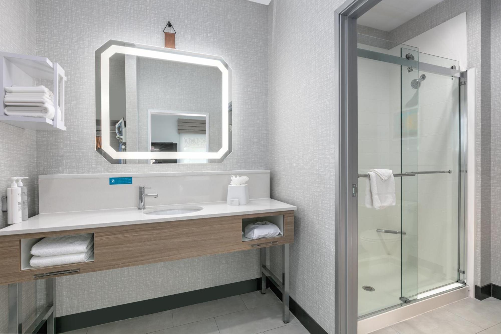 Hampton & By Hilton Shenandoah 3*